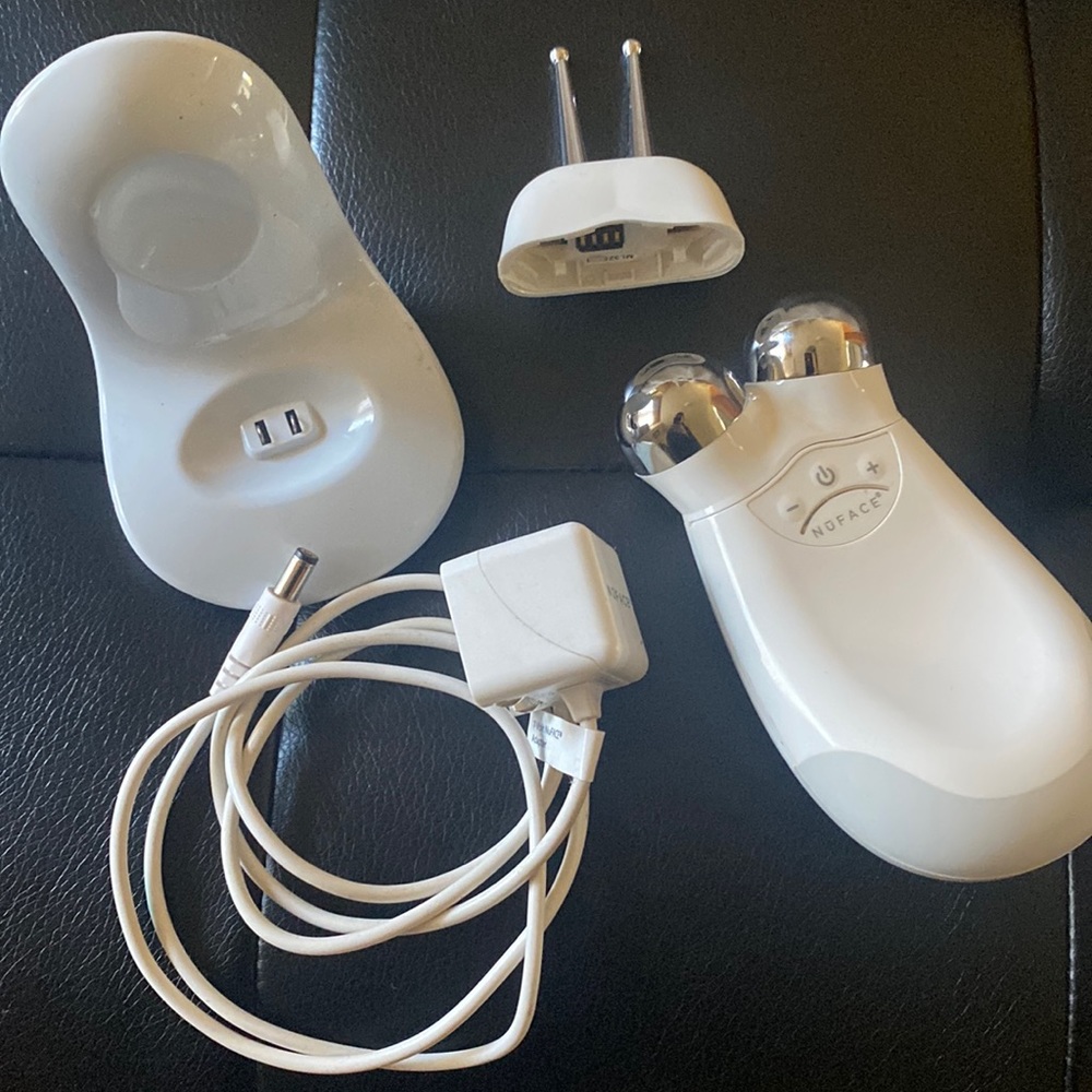 Nuface Trinity + Eye Attachment